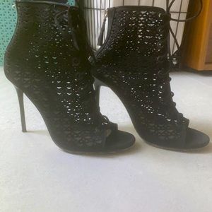 Zara  Basic collection heels size 39